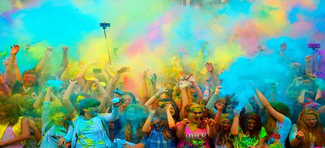 9 Best Places To Celebrate Holi In India 